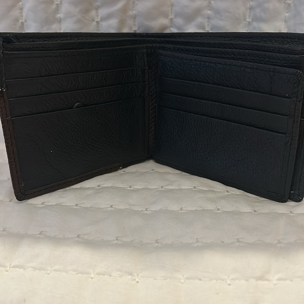 💥2/$10 Imperial Horse Black Brown Bifold Wallet - Picture 2 of 5